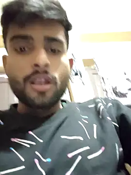 PRIYANHUxh online show from 11-30-25, 07:53