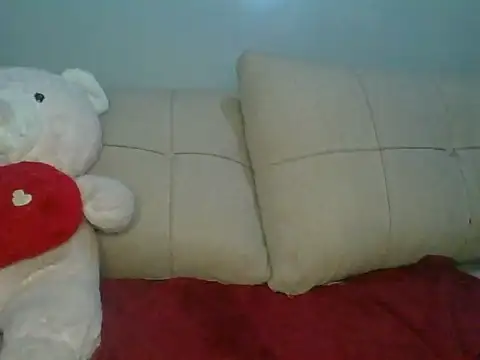 Snapshot of Candykitten chatting on 04-12-26, 08:45 Candykitten online show from 04-12-26, 08:45
