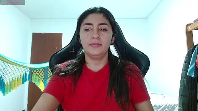 Snapshot of danna_peterson1 chatting on 07-09-26, 07:46 danna peterson1 online show from 07-09-26, 07:46
