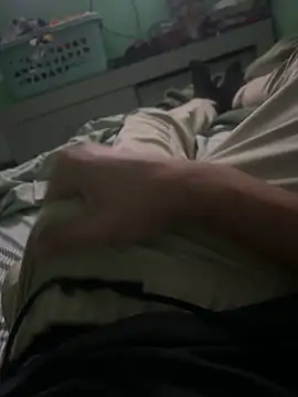 MephiticBermudas online show from 12-05-25, 01:05