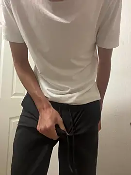 MephiticBermudas online show from 09-30-25, 03:56