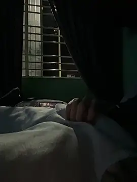 MephiticBermudas online show from 10-08-25, 03:19