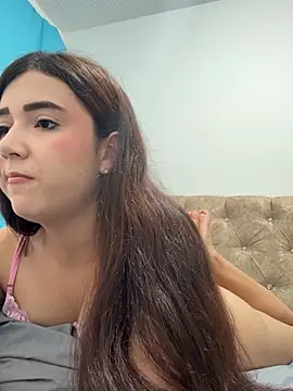 mia cooper 24 online show from 06-19-26, 02:50