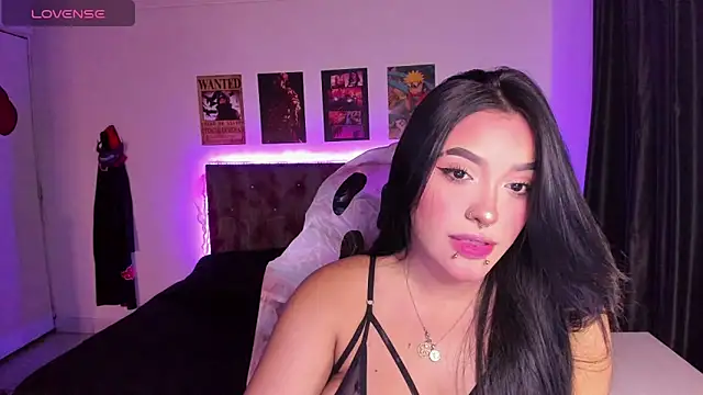 Mariana Hasper  online show from 10-05-25, 01:51