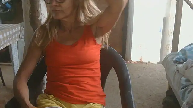 Snapshot of couplemilf2 chatting on 06-06-26, 07:08 couplemilf2 online show from 06-06-26, 07:08