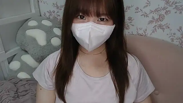 Snapshot of mei_hosina chatting on 05-12-26, 03:51 mei hosina online show from 05-12-26, 03:51