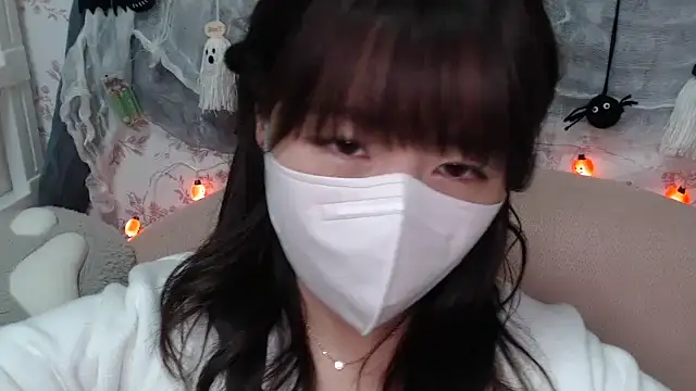 mei hosina online show from 10-30-25, 03:31