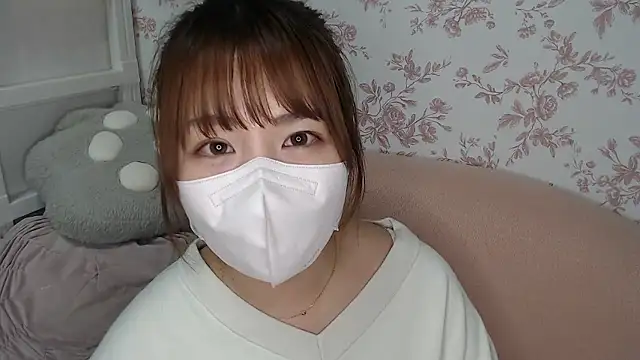 Snapshot of mei_hosina chatting on 06-04-26, 03:06 mei hosina online show from 06-04-26, 03:06