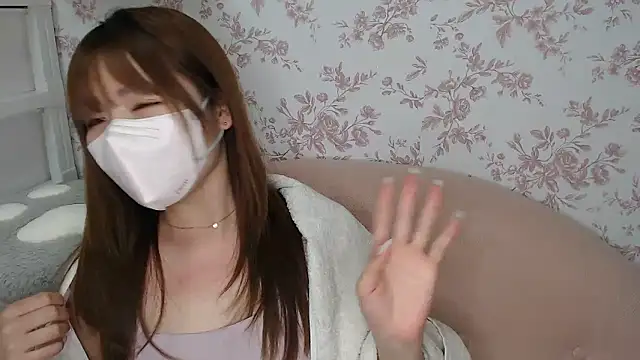 Snapshot of mei_hosina chatting on 04-21-26, 02:45 mei hosina online show from 04-21-26, 02:45