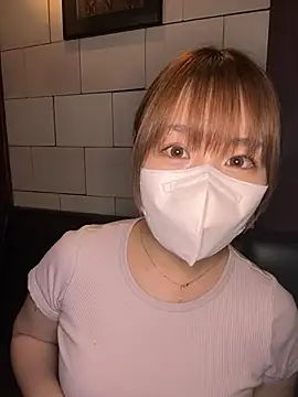 Snapshot of mei_hosina chatting on 05-26-26, 12:58 mei hosina online show from 05-26-26, 12:58