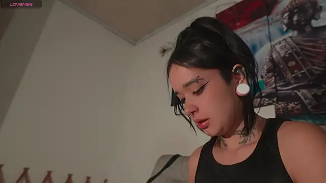 ariana-white- online show from 03-08-26, 09:23