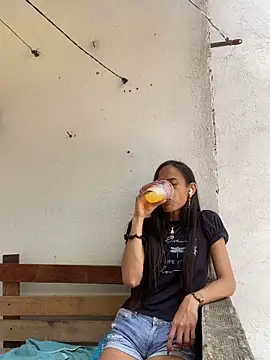 AlexaWarner online show from 02-28-26, 06:07