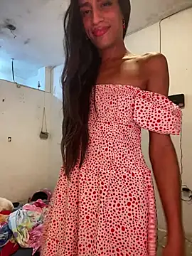 Snapshot of AlexaWarner chatting on 07-16-26, 04:20 AlexaWarner online show from 07-16-26, 04:20