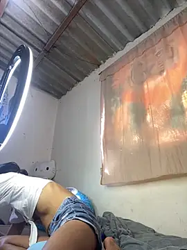 AlexaWarner online show from 01-18-26, 03:59