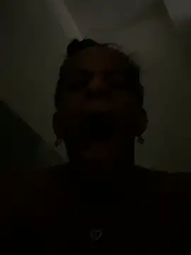 AlexaWarner online show from 05-20-26, 03:42