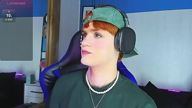 VladHellsing4 online show from 09-21-25, 03:28