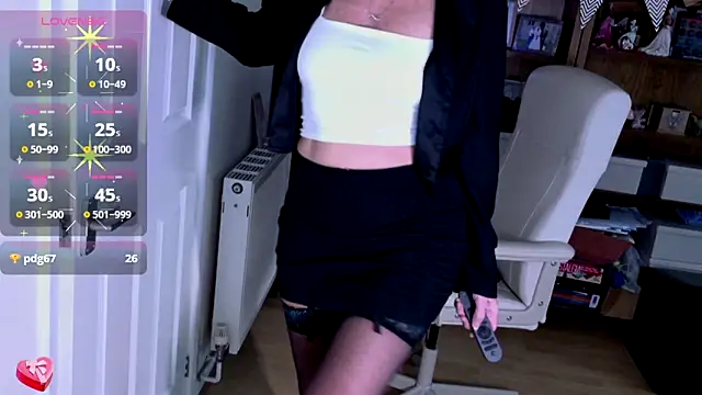 Snapshot of TopazCamgirl chatting on 12-11-24, 02:44 TopazCamgirl online show from 12-11-24, 02:44