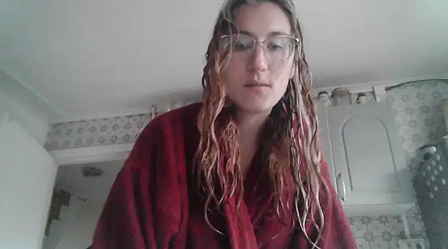 Afrania online show from 03-04-25, 01:49