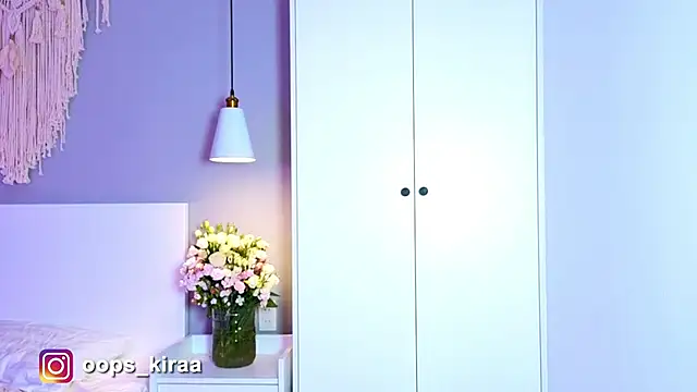 Kira mmr online show from 04-18-26, 07:07