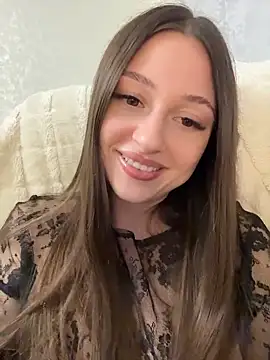 Snapshot of Kimsweet7 chatting on 06-18-26, 06:13 Kimsweet7 online show from 06-18-26, 06:13