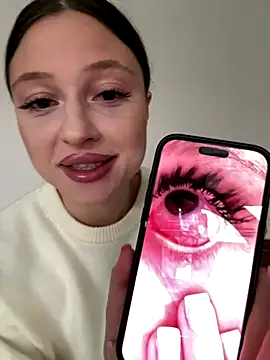 Kimsweet7 online show from 10-17-25, 11:01