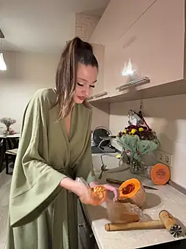 Kimsweet7 online show from 11-11-25, 06:14