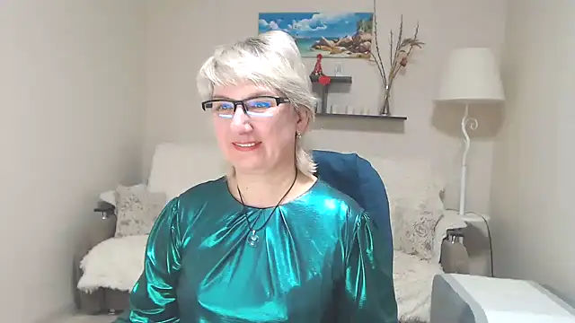 FleurMays online show from 02-19-25, 07:50