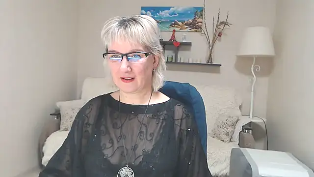 FleurMays online show from 02-12-25, 12:22