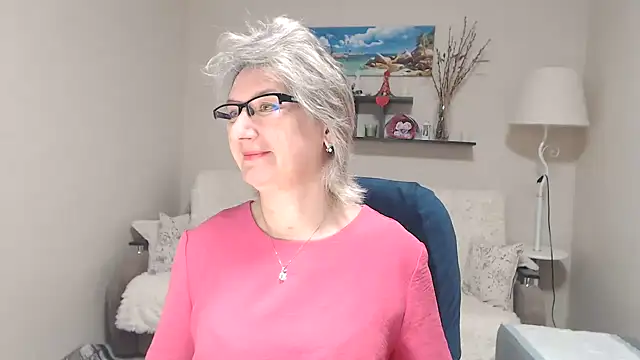 FleurMays online show from 11-25-25, 04:35