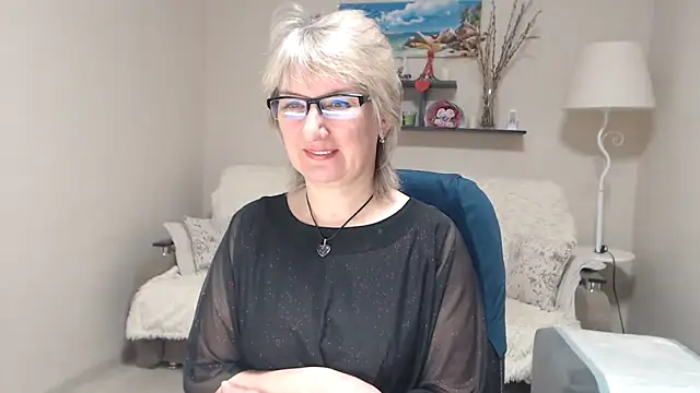 FleurMays online show from 02-12-26, 04:01