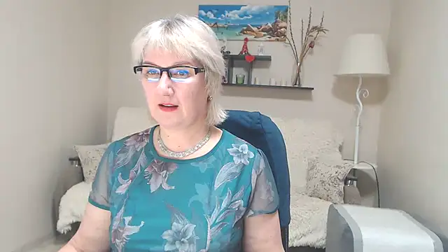 FleurMays online show from 02-09-25, 12:30