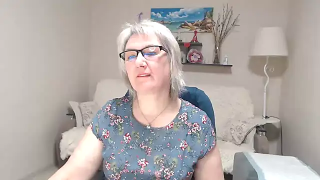 FleurMays online show from 03-08-26, 10:40