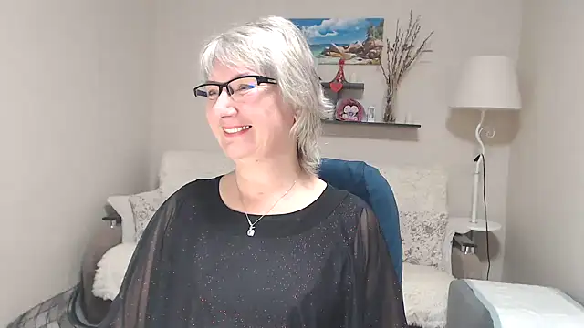 FleurMays online show from 11-07-25, 04:50