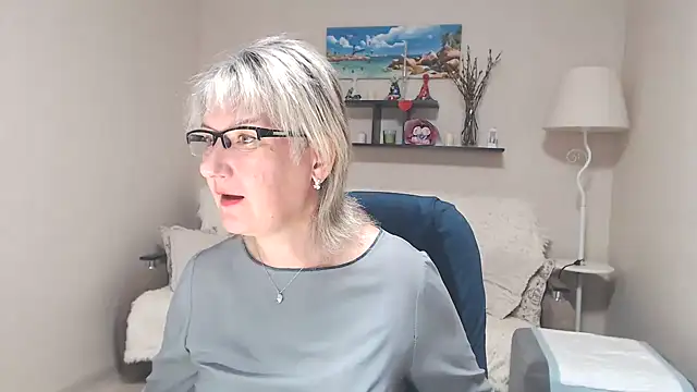 FleurMays online show from 07-05-26, 05:14