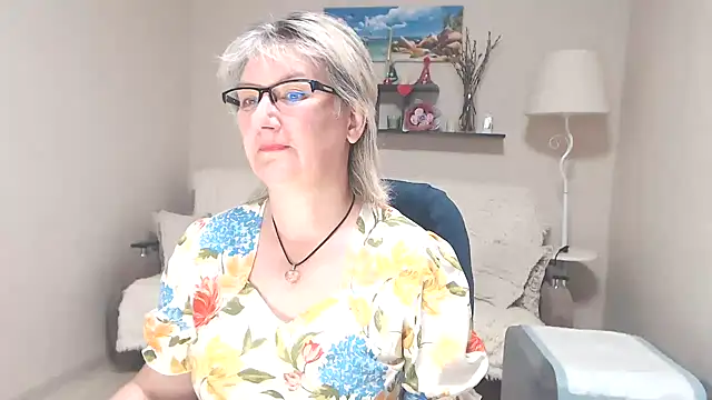 FleurMays online show from 06-27-26, 03:56