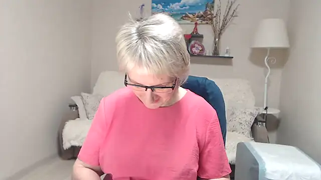 FleurMays online show from 02-26-26, 03:45