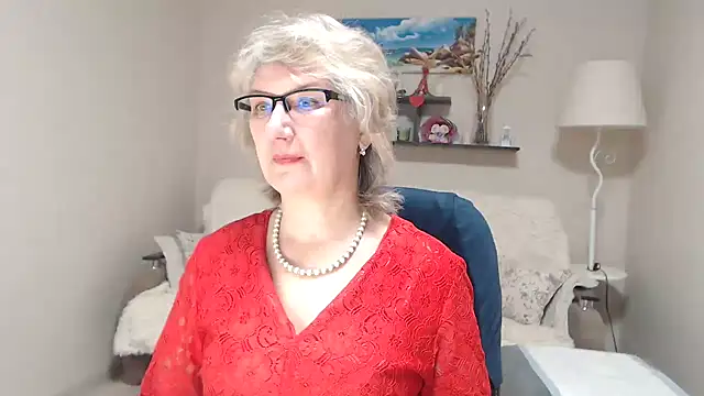 FleurMays online show from 02-16-26, 06:12