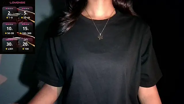 Snapshot of glowybekwa chatting on 10-11-25, 07:48 glowybekwa online show from 10-11-25, 07:48