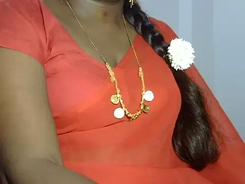 Snapshot of Hot_akshara chatting on 09-25-25, 04:46 Hot akshara online show from 09-25-25, 04:46