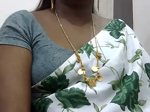 Snapshot of Hot_akshara chatting on 09-09-25, 02:37 Hot akshara online show from 09-09-25, 02:37