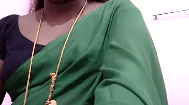 Snapshot of Hot_akshara chatting on 02-19-25, 02:44 Hot akshara online show from 02-19-25, 02:44