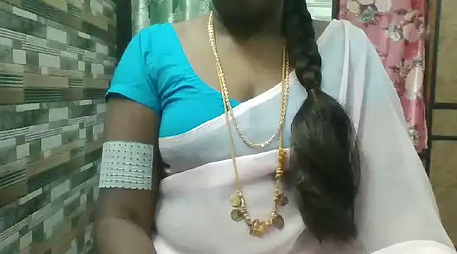 Snapshot of Hot_akshara chatting on 12-02-24, 03:31 Hot akshara online show from 12-02-24, 03:31