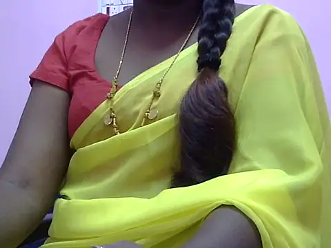 Hot akshara online show from 11-06-25, 06:45