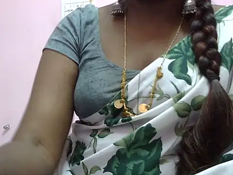 Hot akshara online show from 12-15-25, 02:34