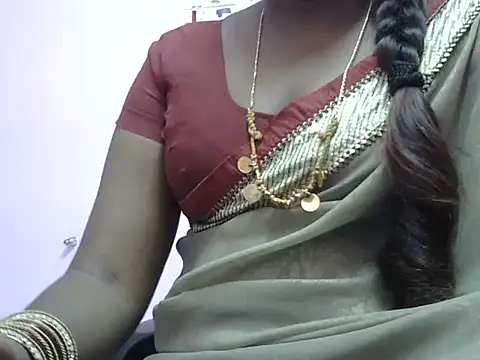 Hot akshara online show from 11-14-25, 03:48