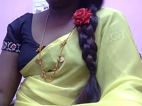 Hot akshara online show from 02-24-26, 09:43