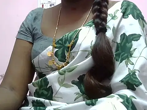 Hot akshara online show from 11-05-25, 01:36