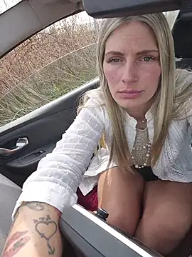 Lydie off online show from 03-23-26, 01:00