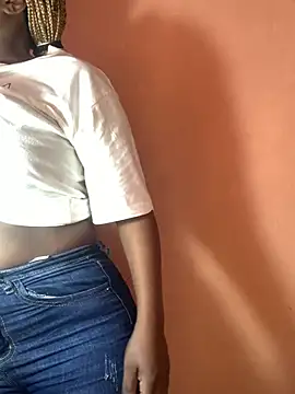 Snapshot of SexyAngeliqua chatting on 06-04-26, 07:24 SexyAngeliqua online show from 06-04-26, 07:24