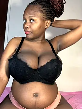 Snapshot of SexyAngeliqua chatting on 09-09-25, 06:01 SexyAngeliqua online show from 09-09-25, 06:01